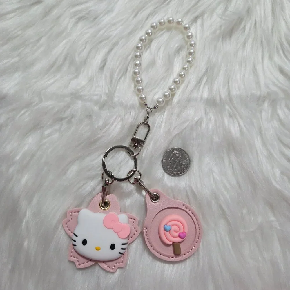 Hello Kitty Keychain - Picture 3 of 5